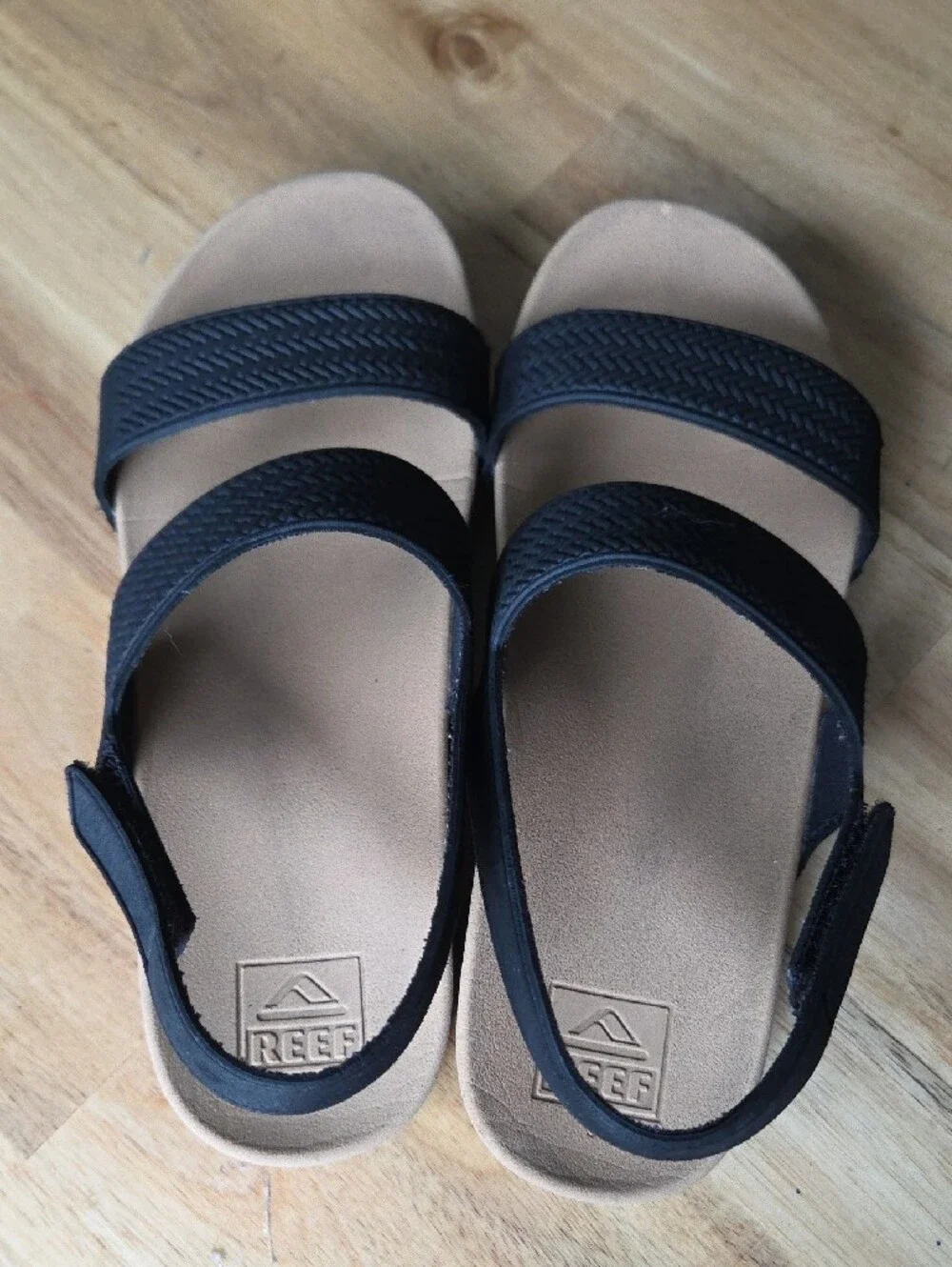 Reef Girls Black Braided Sandals